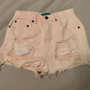 NWOT light pink denim shorts